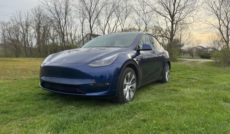 								2023 Tesla Model Y Long Range AWD full									