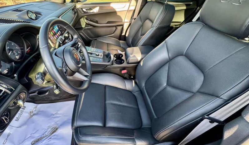 								2023 Porsche Macan GTS full									