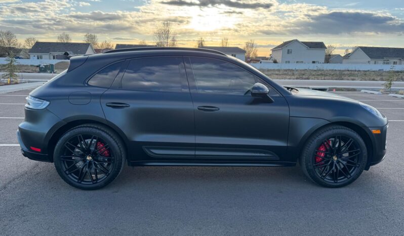 								2023 Porsche Macan GTS full									