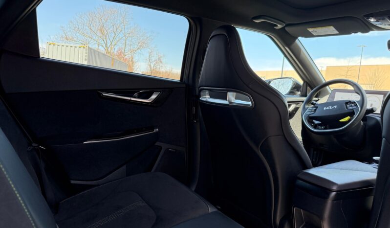 								2023 Kia EV6 GT AWD full									