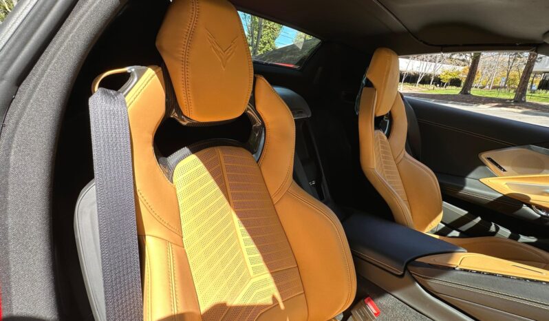 								2023 Chevrolet Corvette Stingray Convertible 2LT full									