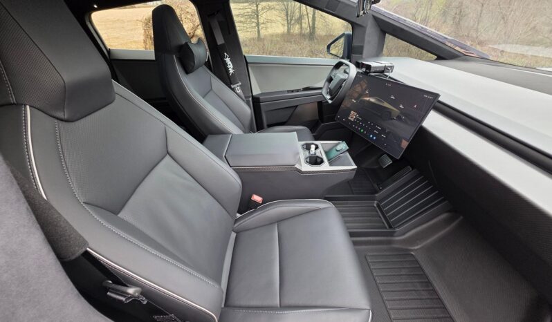 								2024 Tesla Cybertruck full									