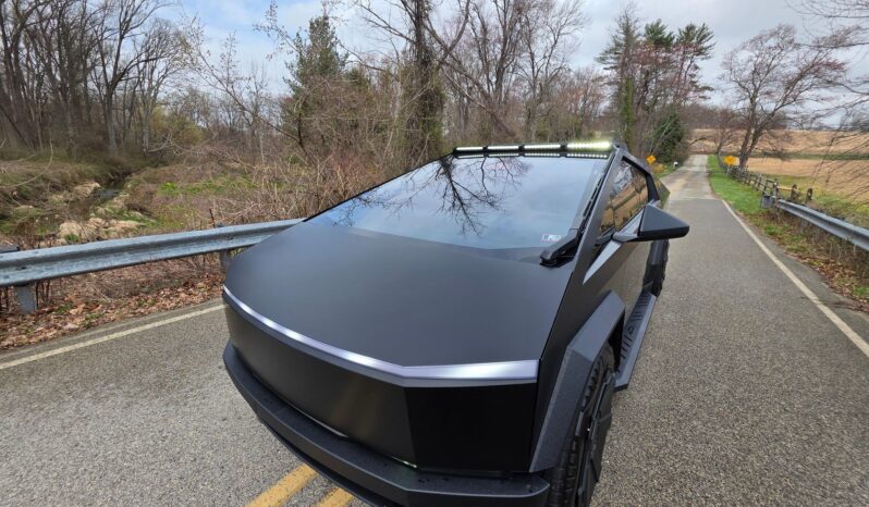 								2024 Tesla Cybertruck full									