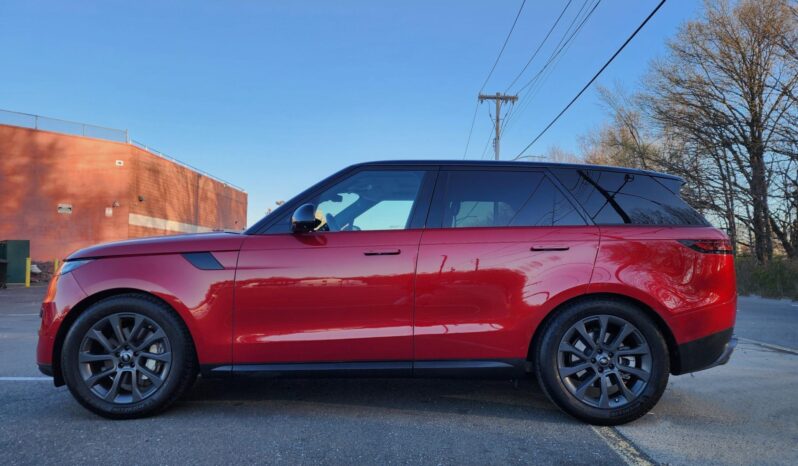								2023 Range Rover Sport P360 SE Dynamic full									