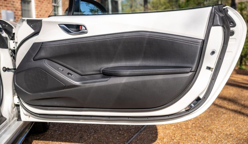 								2022 Mazda MX-5 Miata RF Club full									