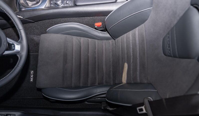 								2022 Mazda MX-5 Miata RF Club full									