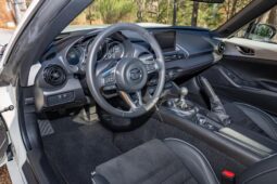 										2022 Mazda MX-5 Miata RF Club full									