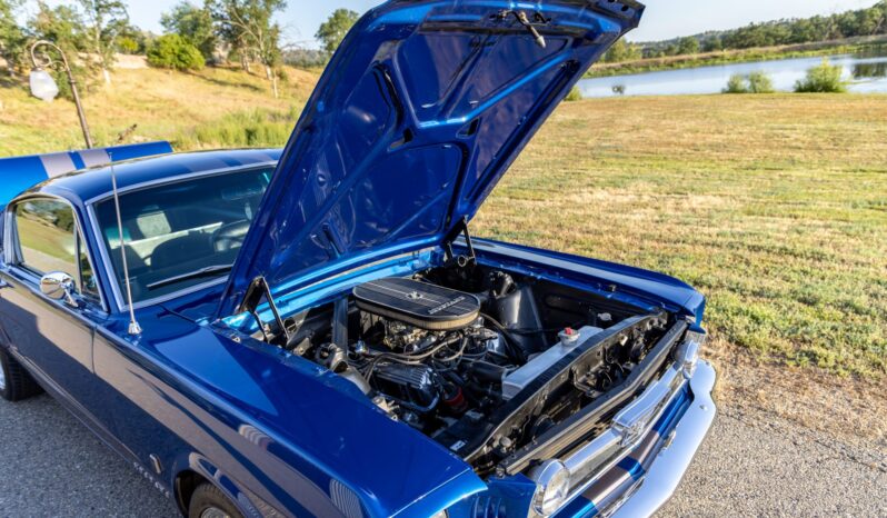 								1966 Ford Mustang Fastback A-Code 5-Speed full									