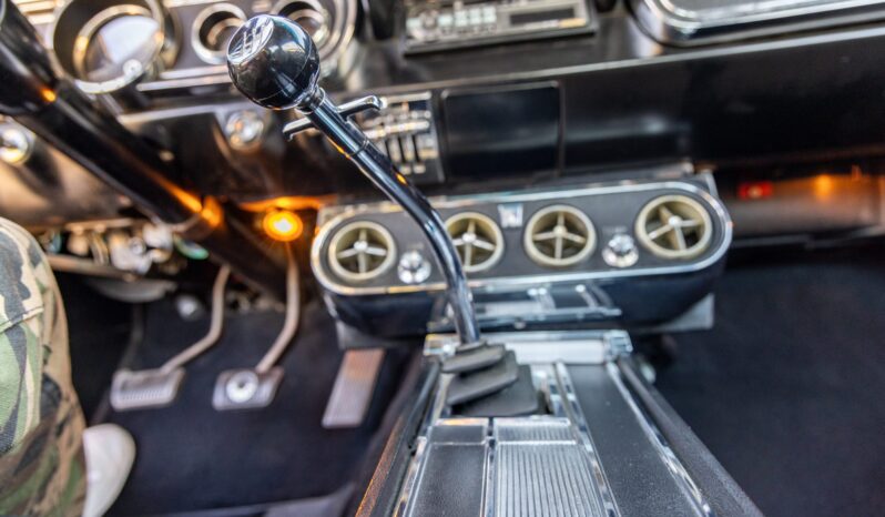 								1966 Ford Mustang Fastback A-Code 5-Speed full									