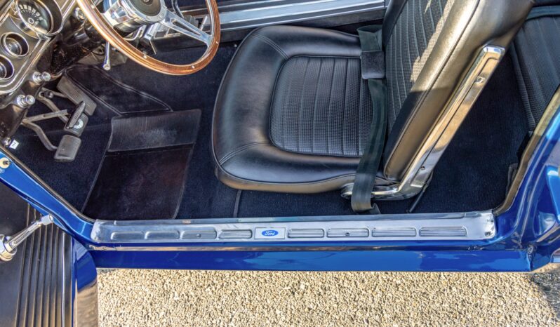 								1966 Ford Mustang Fastback A-Code 5-Speed full									