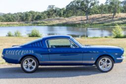										1966 Ford Mustang Fastback A-Code 5-Speed full									