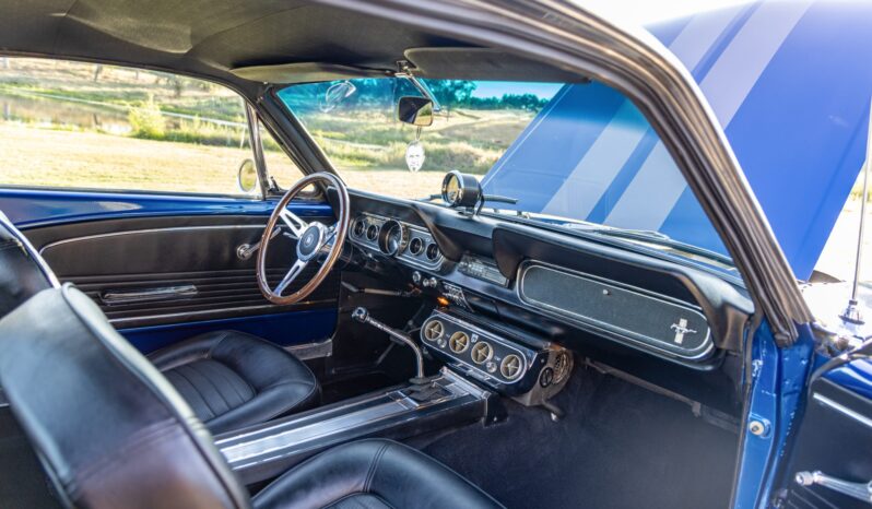 								1966 Ford Mustang Fastback A-Code 5-Speed full									