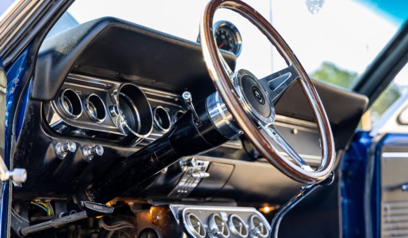 								1966 Ford Mustang Fastback A-Code 5-Speed full									