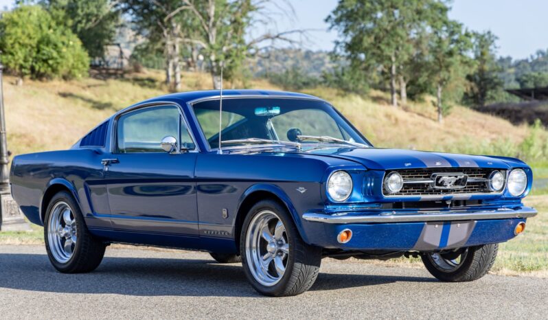 								1966 Ford Mustang Fastback A-Code 5-Speed full									