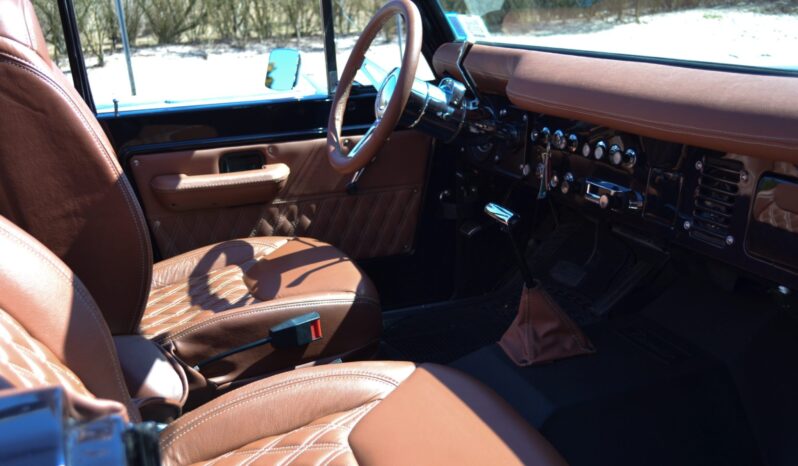 								1969 Ford Bronco 302 full									