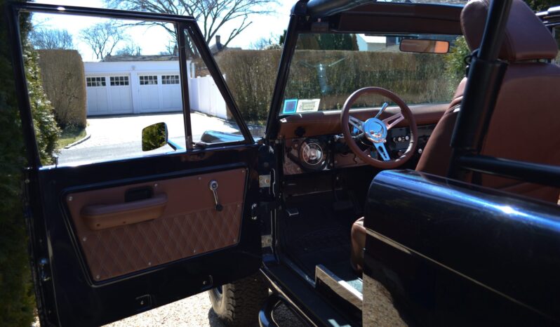 								1969 Ford Bronco 302 full									