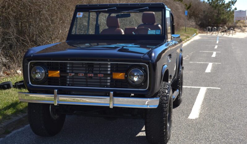 								1969 Ford Bronco 302 full									
