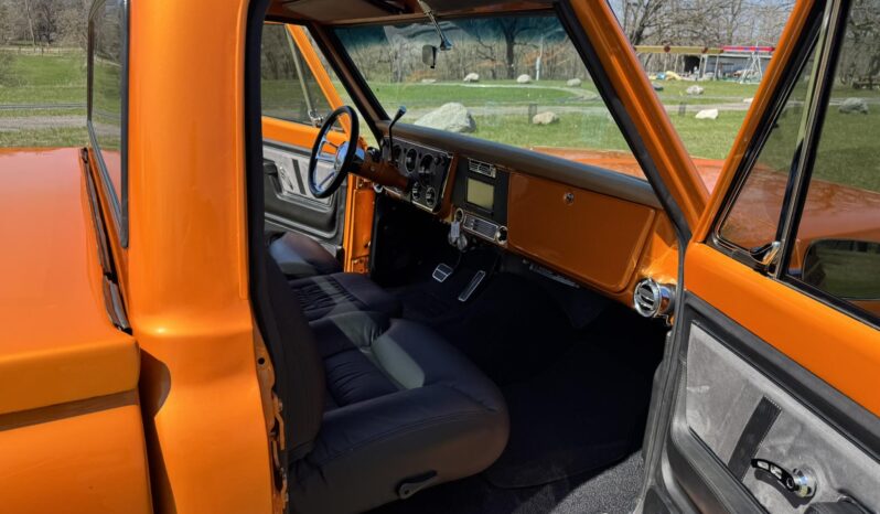 								1970 Chevrolet C10 Pickup full									