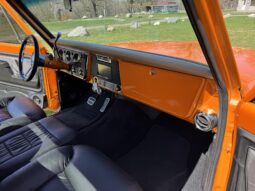 										1970 Chevrolet C10 Pickup full									