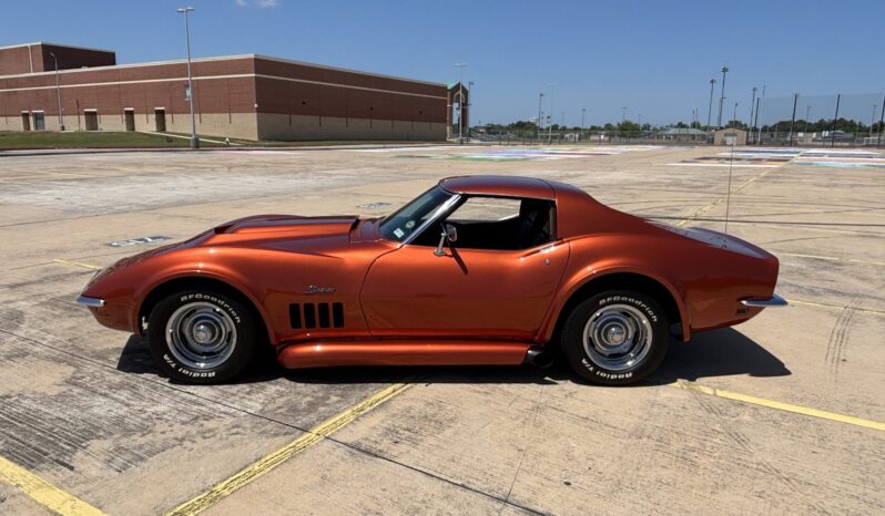 								1969 Chevrolet Corvette Coupe L46 350 full									
