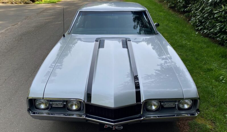 								1968 Oldsmobile Hurst Holiday Coupe full									