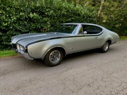 										1968 Oldsmobile Hurst Holiday Coupe full									