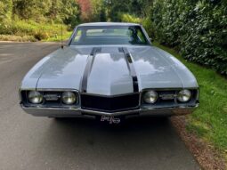 										1968 Oldsmobile Hurst Holiday Coupe full									