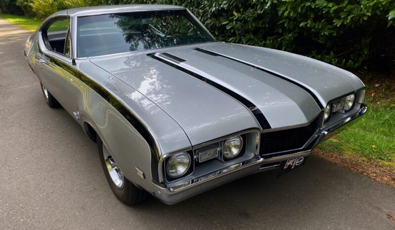 								1968 Oldsmobile Hurst Holiday Coupe full									