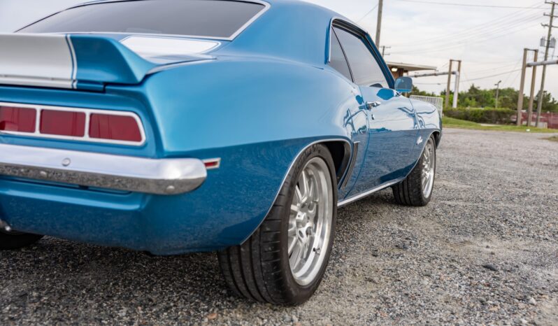 								1969 Chevrolet Camaro 5-Speed full									