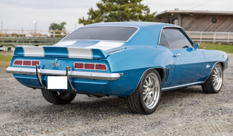 								1969 Chevrolet Camaro 5-Speed full									