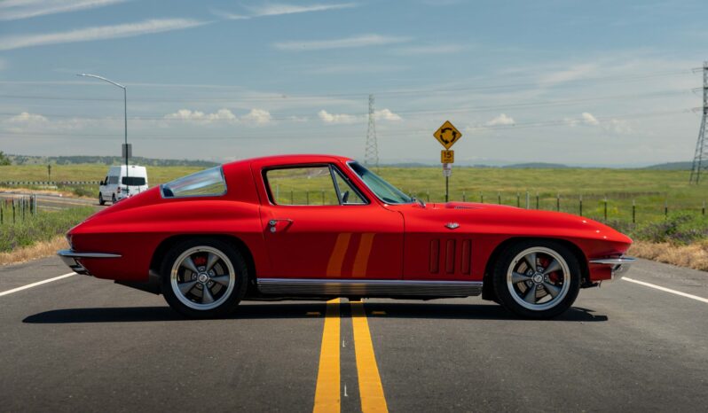 								1966 Chevrolet Corvette Coupe 4-Speed full									