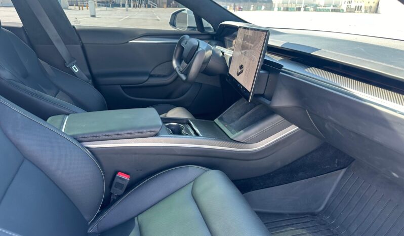 								2023 Tesla Model S Plaid full									