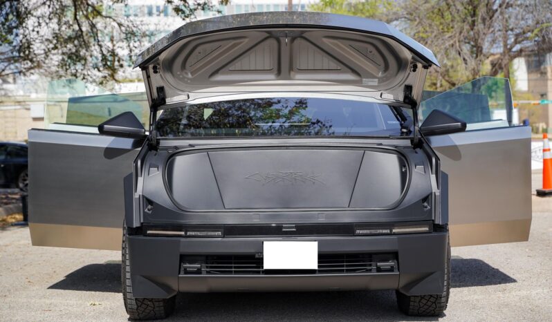 								2024 Tesla Cybertruck Foundation Series full									