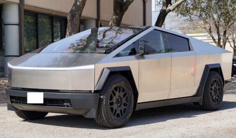 								2024 Tesla Cybertruck Foundation Series full									