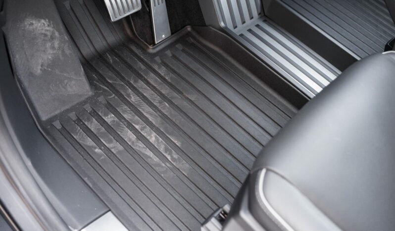 								2024 Tesla Cybertruck Foundation Series full									