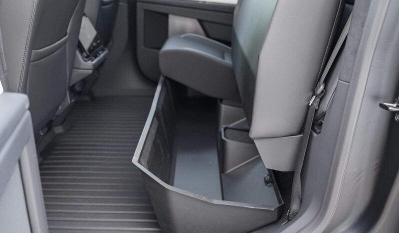 								2024 Tesla Cybertruck Foundation Series full									