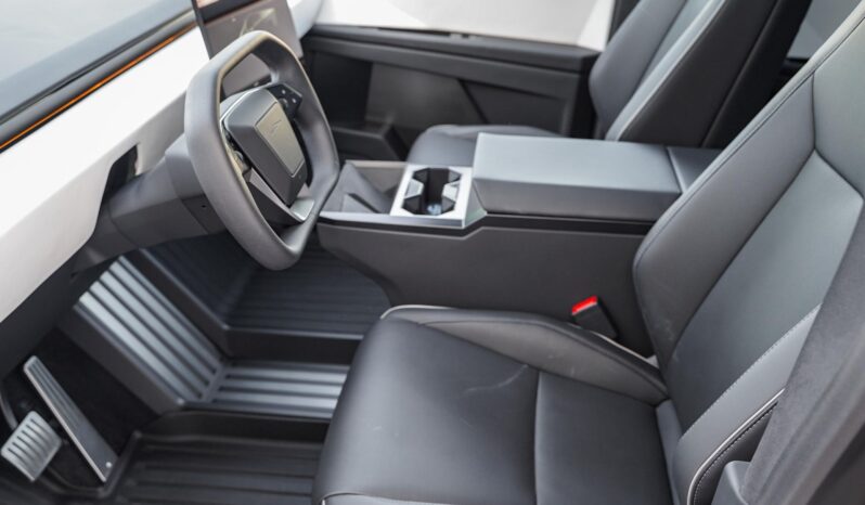 								2024 Tesla Cybertruck Foundation Series full									