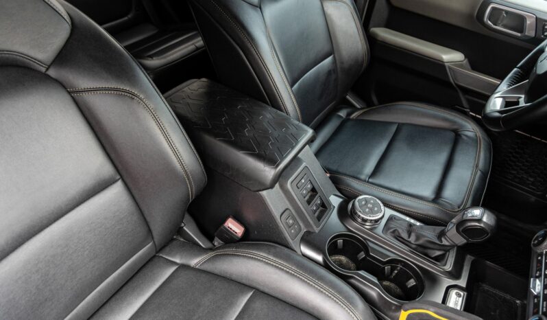 								2022 Ford Bronco Badlands full									