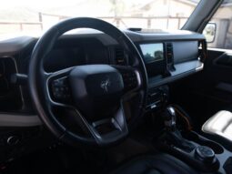 										2022 Ford Bronco Badlands full									