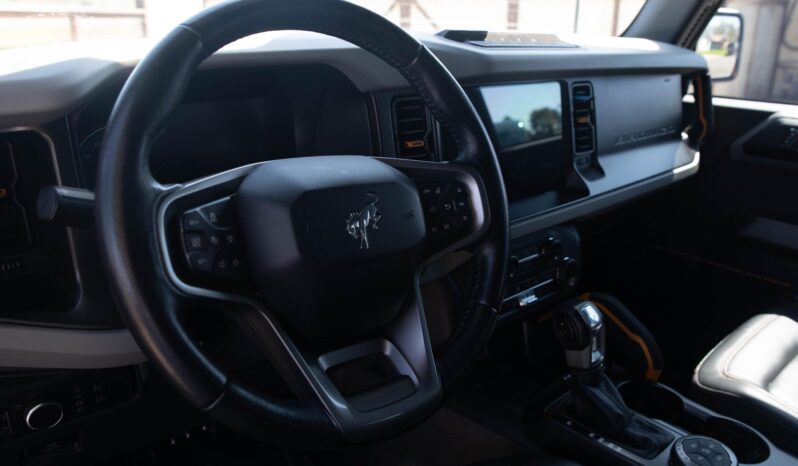 								2022 Ford Bronco Badlands full									