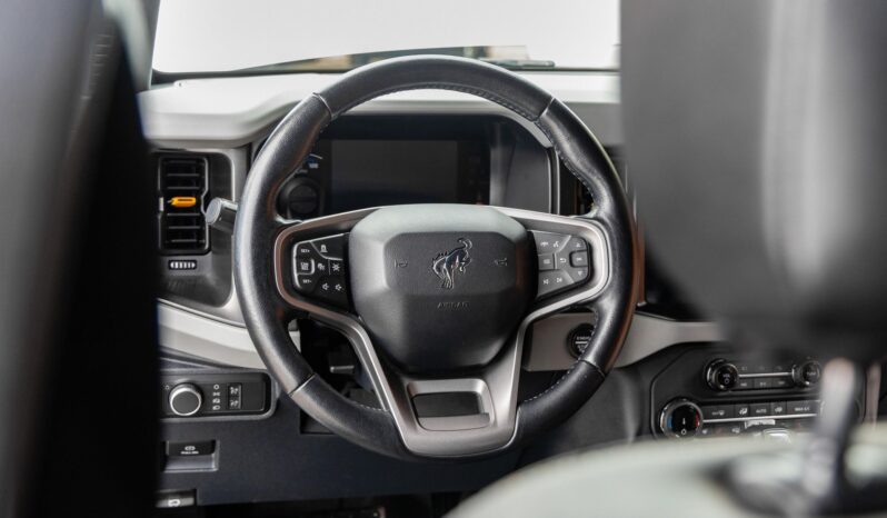 								2022 Ford Bronco Badlands full									