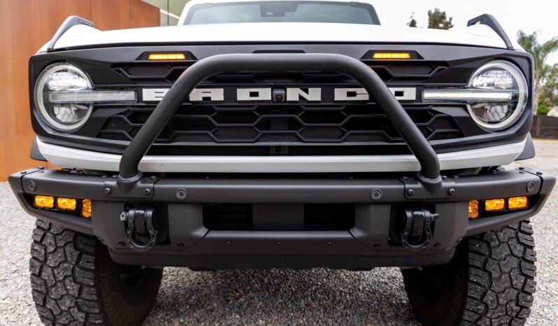 								2022 Ford Bronco Badlands full									