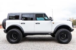 										2022 Ford Bronco Badlands full									