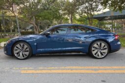 										2022 Audi e-tron GT full									