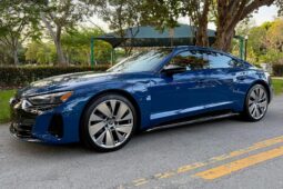 										2022 Audi e-tron GT full									