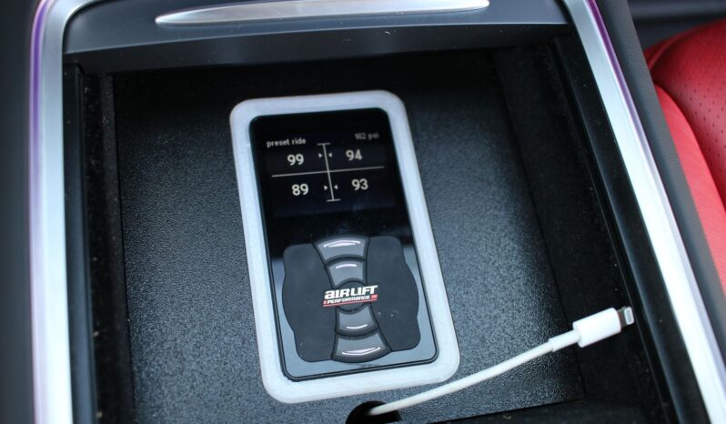 								2023 Tesla Model Y Performance full									