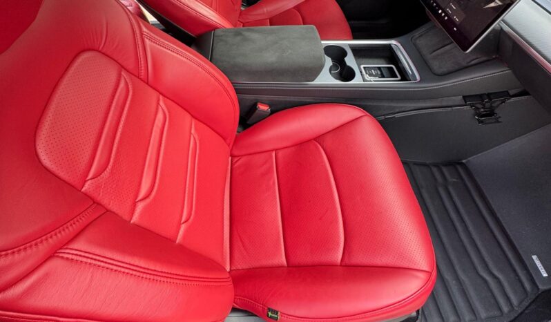 								2023 Tesla Model Y Performance full									