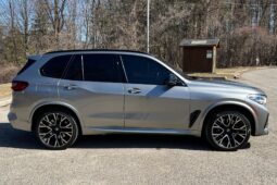 										2022 BMW X5 M Competition full									
