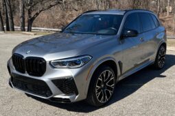 										2022 BMW X5 M Competition full									