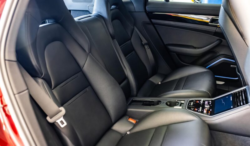 								2022 Porsche Panamera full									